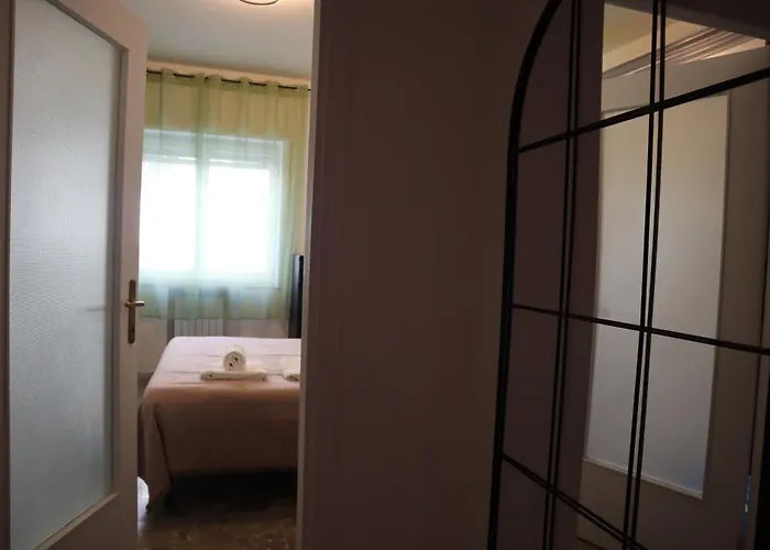 Family Jester 나폴리